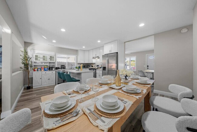 Building Photo - 7630 Andasol St