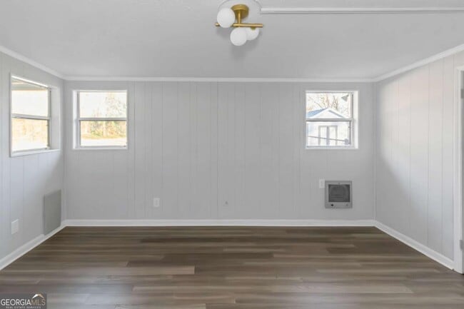 Building Photo - 24 David Dr