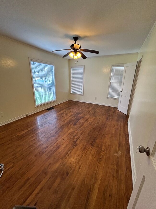 Building Photo - A hassle-free lifestyle