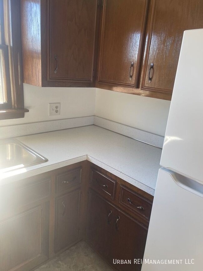 Building Photo - 17385 70th Ave