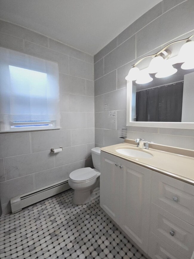 Building Photo - 1000 Avenue C