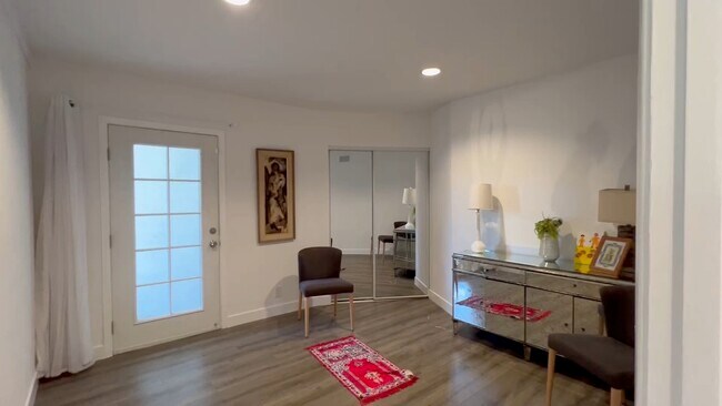 2th bed room/ office - 21523 Dumetz Rd