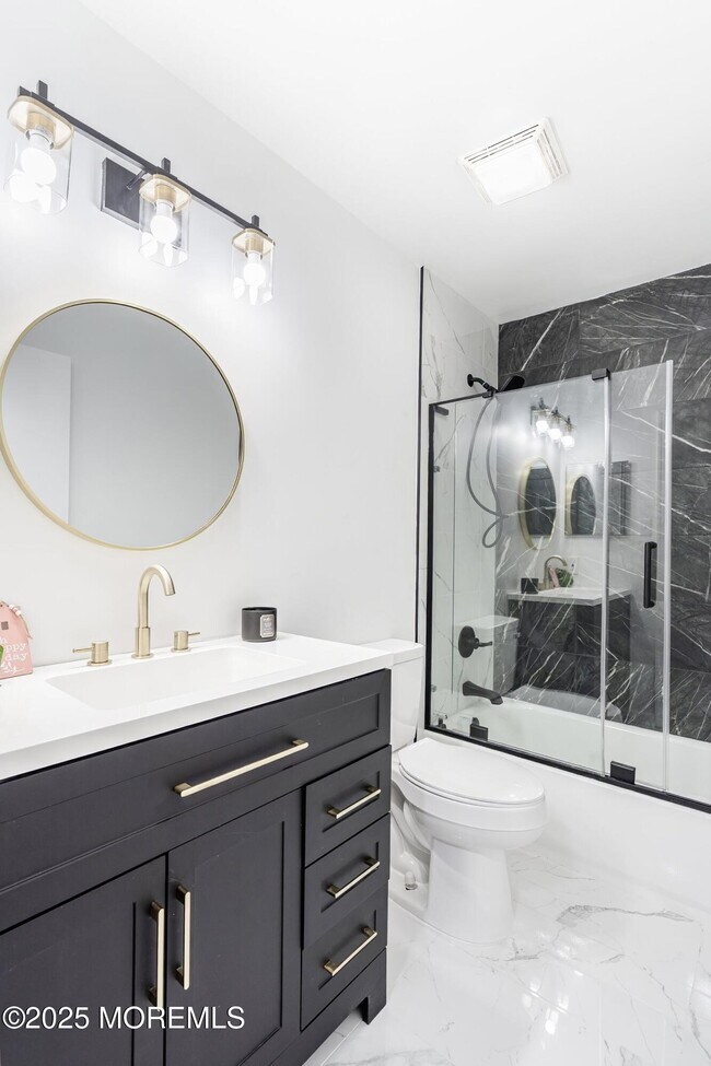 Building Photo - 944 Yellowbank Rd