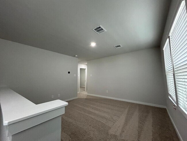 Building Photo - 7850 Alset Dr