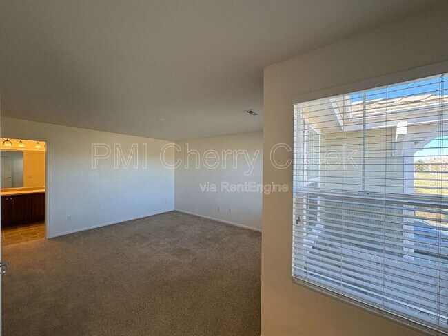 Building Photo - 12839 Mayfair Way