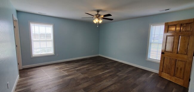 Building Photo - Beautiful New Construction Home with Spacious Layout