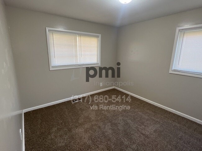 Building Photo - 3337 Beacon Ct