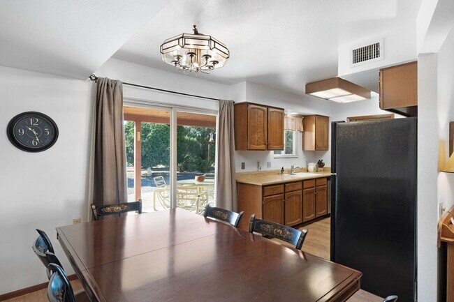 Building Photo - 821 Leisure World