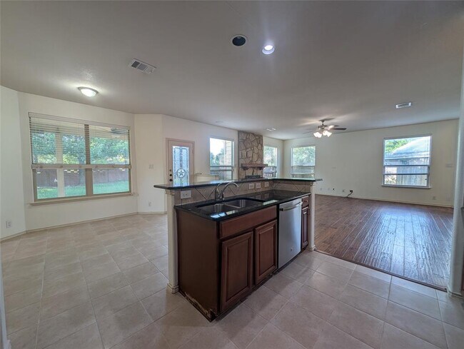 Building Photo - 1602 Westmeadow Trail