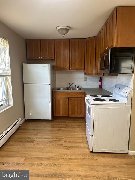 Building Photo - 504 Cinnaminson Ave