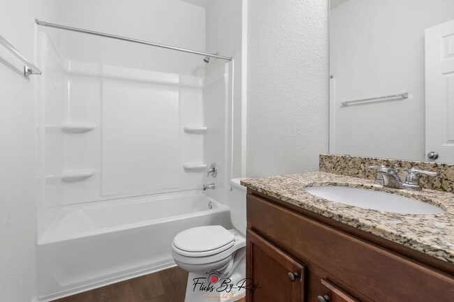 Building Photo - 279 Zuma Dr