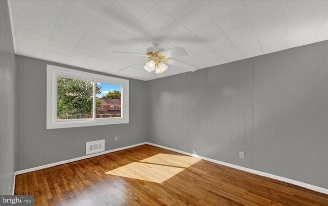 Building Photo - 1016 Foxcroft Ln
