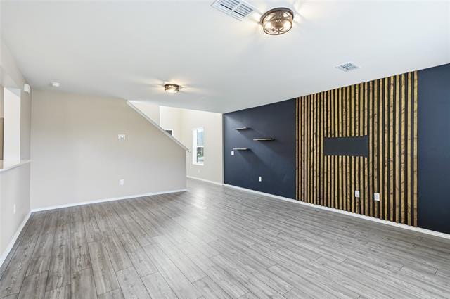 Building Photo - 412 Glenwick Ln