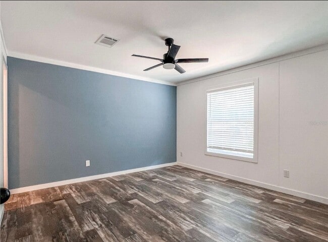 Building Photo - BEAUTIFUL BRAND NEW NEVER LIVED IN 5/3 Bro...