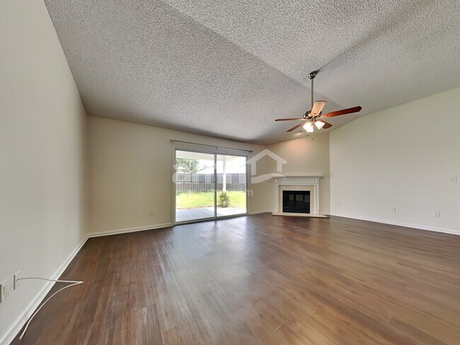 Building Photo - 1139 Ardmore St