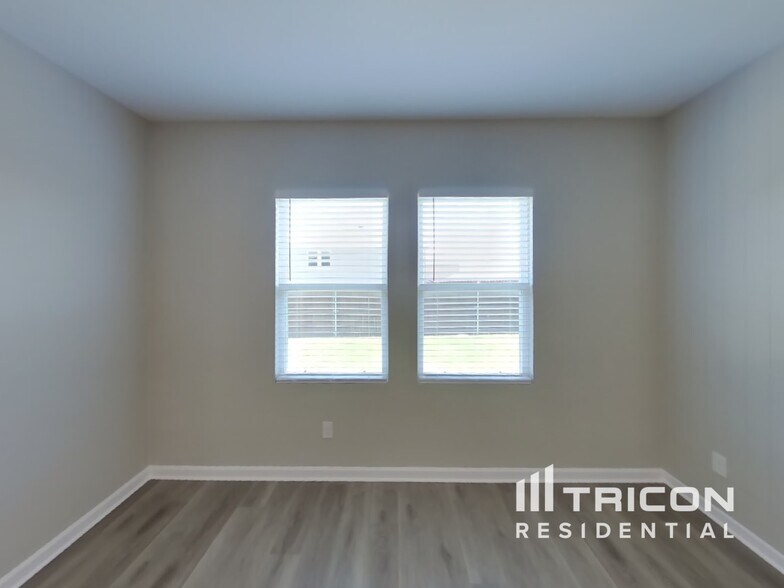 Building Photo - 5637 Cookstown Ln