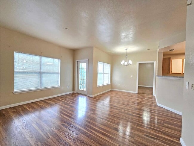 Building Photo - 2320 Gracy Farms Ln