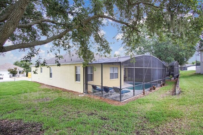 Building Photo - 546 Pineloch Dr