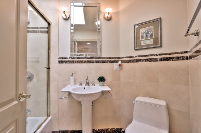 Building Photo - Saratoga 5 Bedrooms with Free Electricity from Solar System