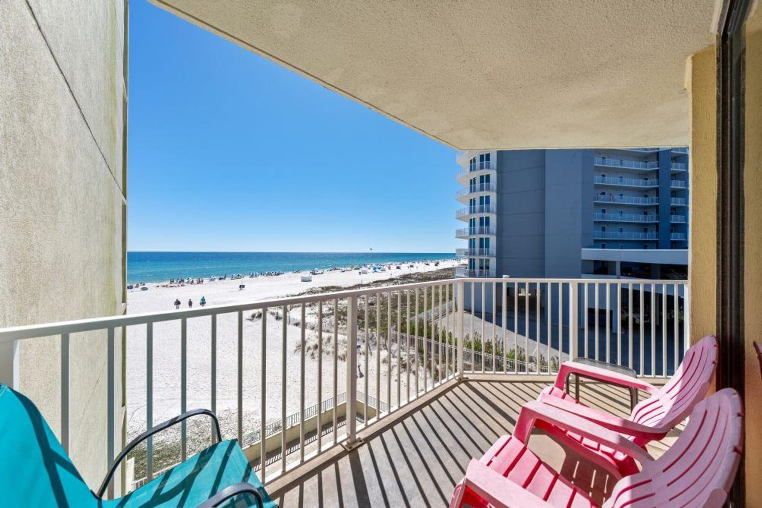 Building Photo - 505 E Beach Blvd