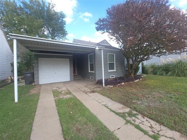 Building Photo - 3916 Locke Ave