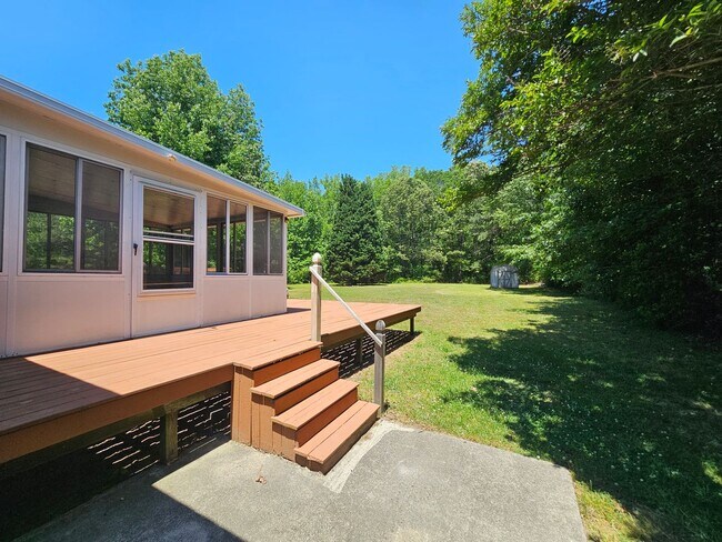 Building Photo - 2164 Shipyard Rd