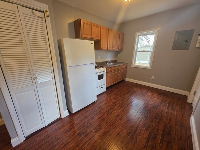 Building Photo - 1007 NY-52