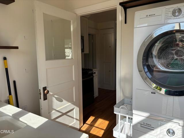 Building Photo - 3128 Mills Ave