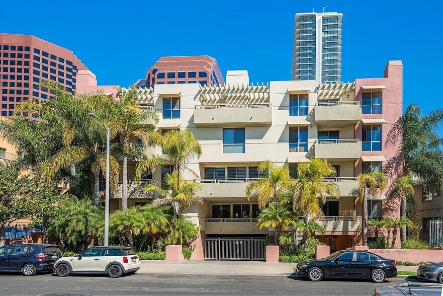 Primary Photo - 1222 S Westgate Ave