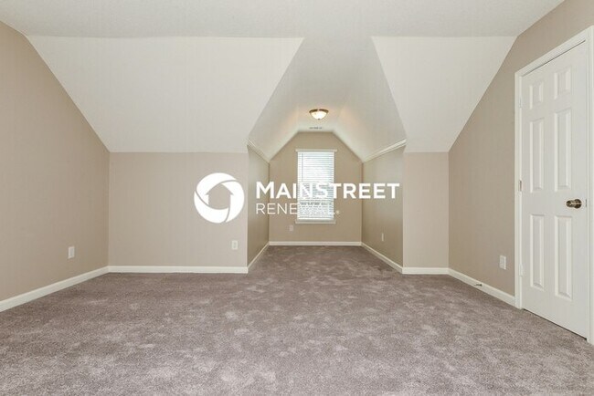 Building Photo - 4 Bedroom Pet-Friendly Home in Decatur, GA with Main Street Renewal