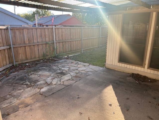 Building Photo - 422 S 4th St