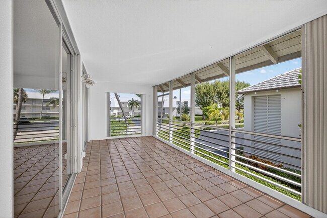 Building Photo - 1071 Sugar Sands Blvd