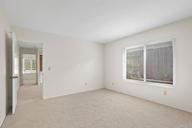 Building Photo - 2880 Murat St
