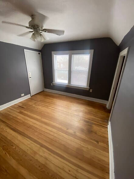 Building Photo - 916 W Lovell St