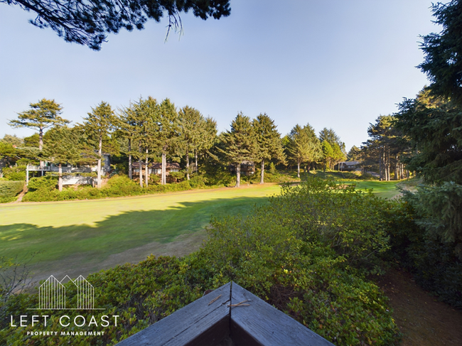 Building Photo - 132 Salishan Dr