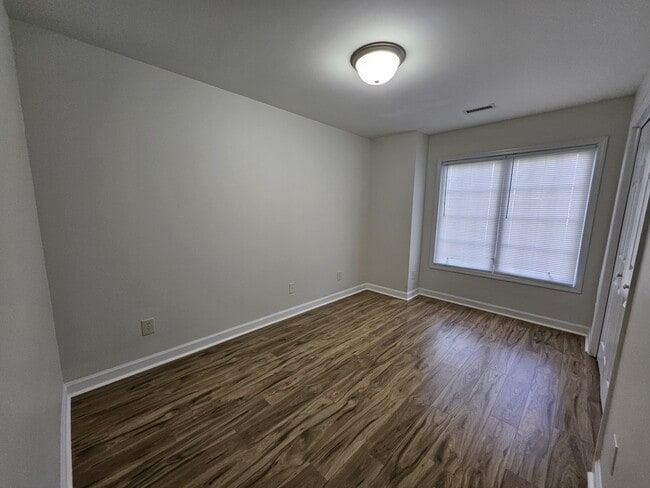 Building Photo - 1307 S Taylor St