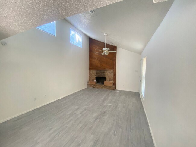Building Photo - 4711 58th St