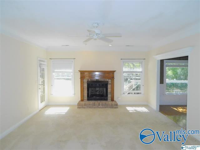 Building Photo - 176 Water Oak Dr