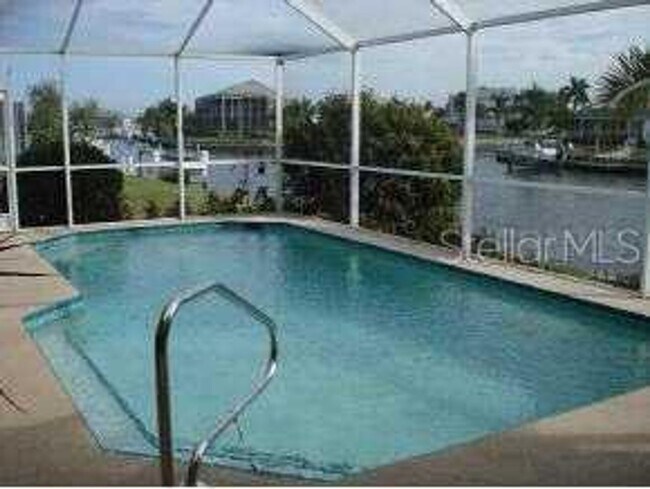 Building Photo - Annual Rental - Waterfront Home in Burnt Store Isles - Punta Gorda