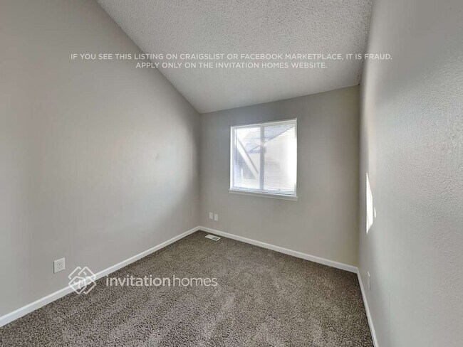 Building Photo - 1162 W 132nd Pl