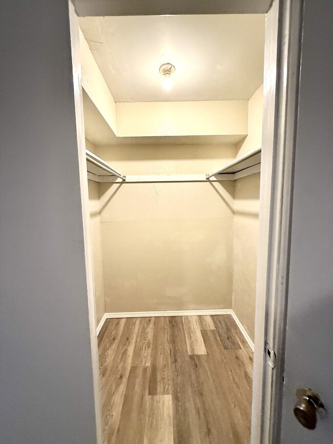 Building Photo - 801 M St NW