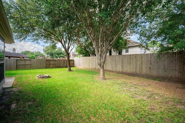 Building Photo - 406 Stockbridge Ln