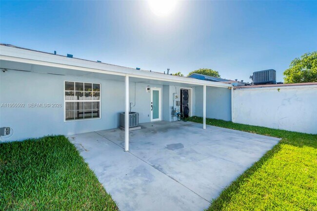 Building Photo - 19021 NW 45th Ave