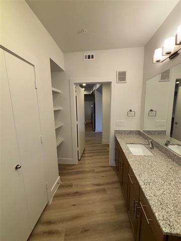 Building Photo - 300 N McDonald St