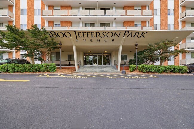 Building Photo - 1800JPA #912
