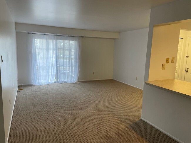 Building Photo - 201 Society Pl