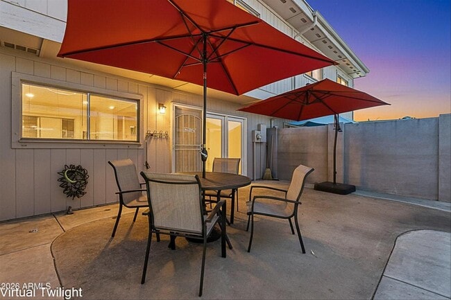 Building Photo - 8141 E Vista Dr