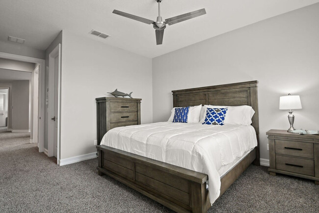 Building Photo - 132 Mediterranean Way