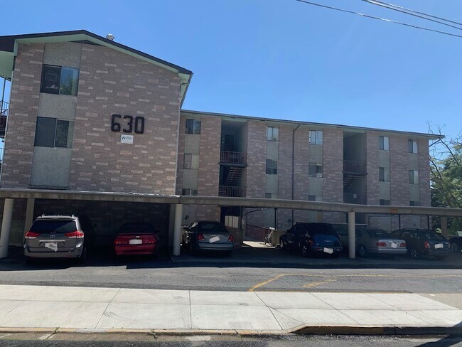 Building Photo - 630 NE Maiden Ln