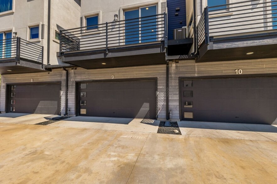 Building Photo - 1417 Kramer Ln